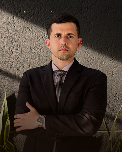 Vitor de Abreu Falconery, advogado especialista em Direito Aéreo